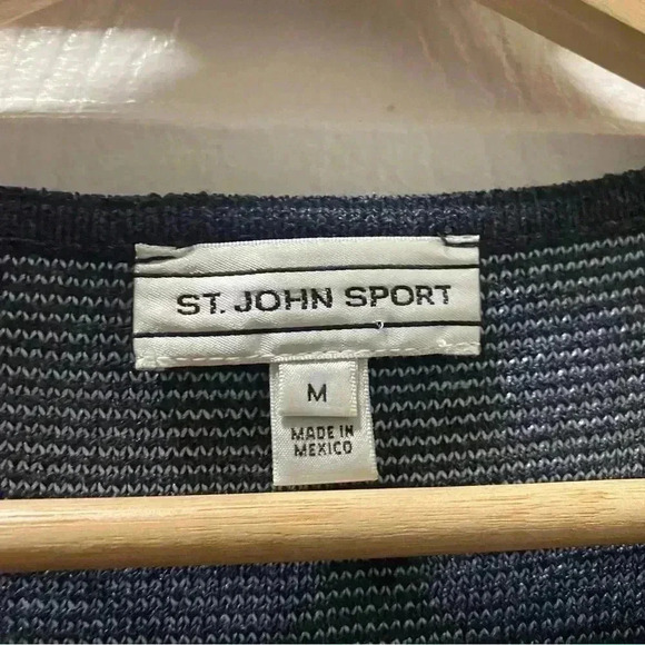 St. John Sports M‎ wool blend sleeveless knitted navy blue stripe top crewneck - Picture 1 of 9